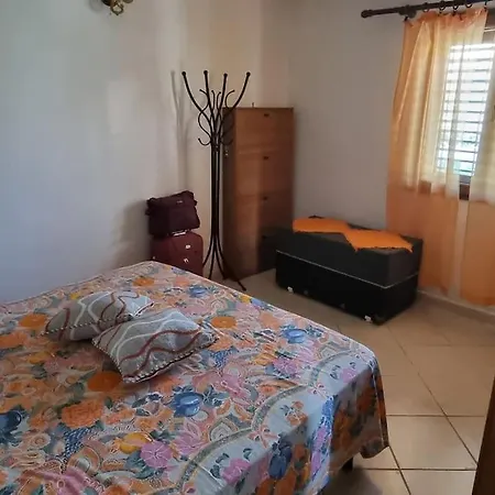 Appartamento, 2 Adulti E 2 Bambini A 150 Dal Mare * Όλμπια