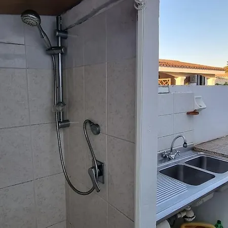 Appartamento, 2 Adulti E 2 Bambini A 150 Dal Mare *