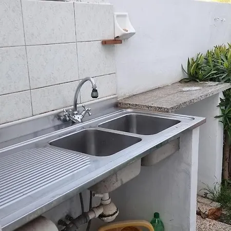 Σπίτι διακοπών Appartamento, 2 Adulti E 2 Bambini A 150 Dal Mare